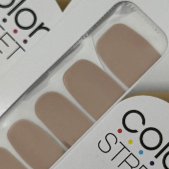 New Color Street “Giza Sands” Neutral Cool Beige Nail Strips - Picture 1 of 1